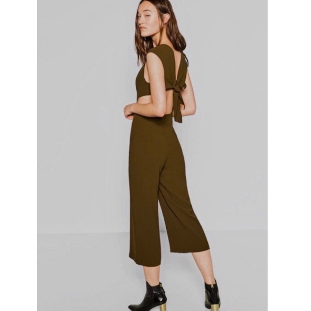Zara open back olive green wide leg  jumpsuit